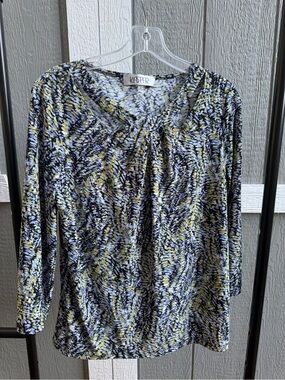 Kasper Multicolor V-Neck Long Sleeve Top in Blue and Yellow Print